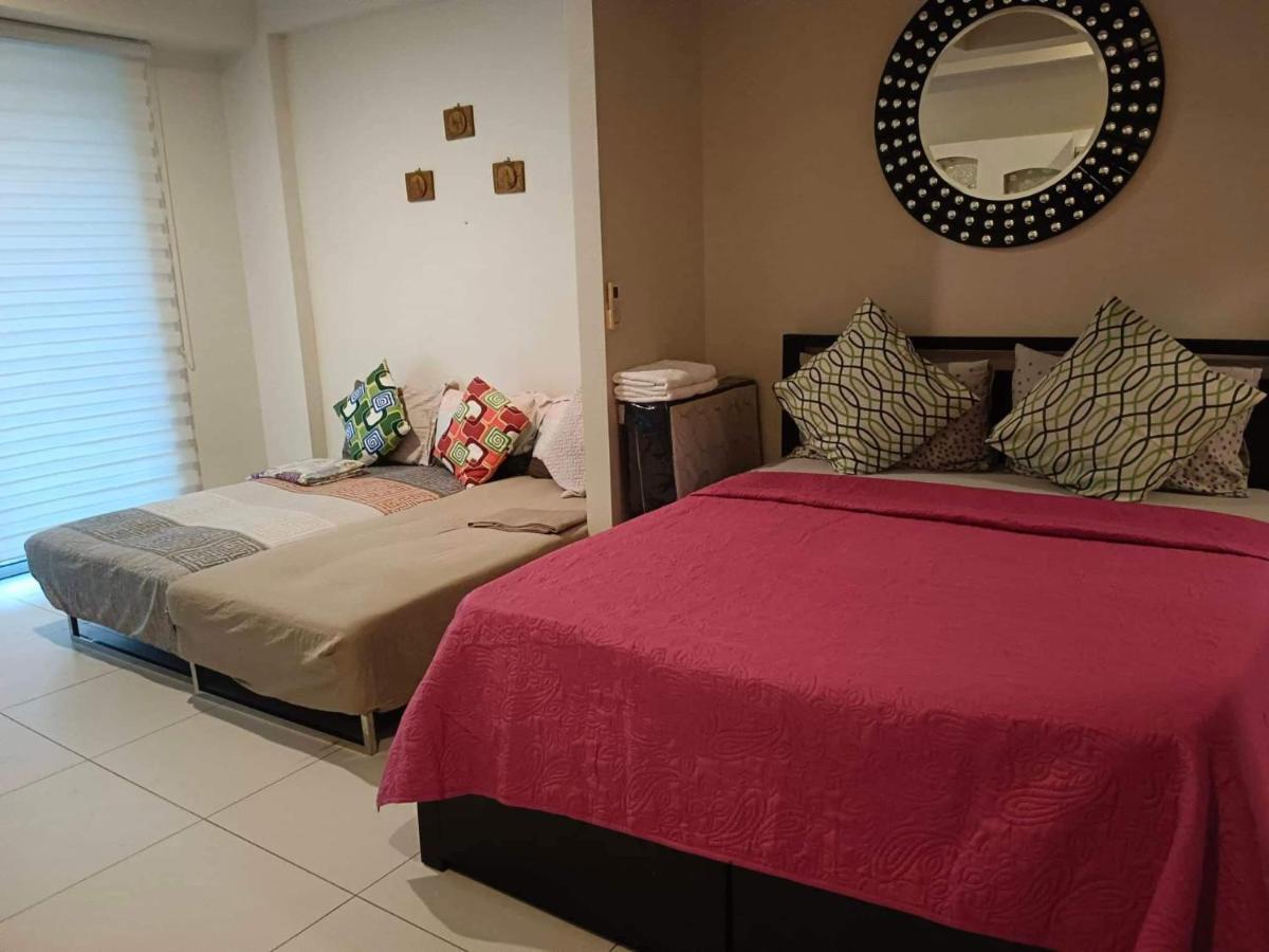 Pico Beach Front Condo Nasugbu Buitenkant foto